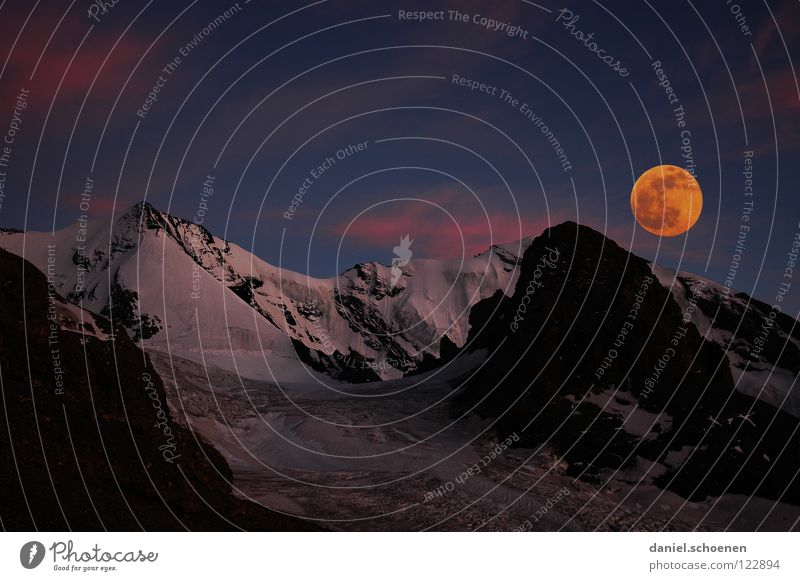 da heult der Hüttenhund Vollmond Sonnenuntergang Gipfel Gletscher Cirrus Klimawandel Schweiz Berner Oberland wandern Bergsteigen Freizeit & Hobby Ausdauer weiß