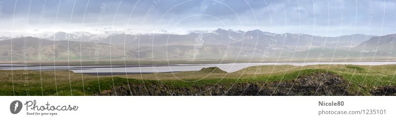 Island 15/4 - Panorama im Süden Wolken Schneebedeckte Gipfel Küste kalt Sander Berge u. Gebirge hoher Norden trüb Farbfoto Außenaufnahme Menschenleer