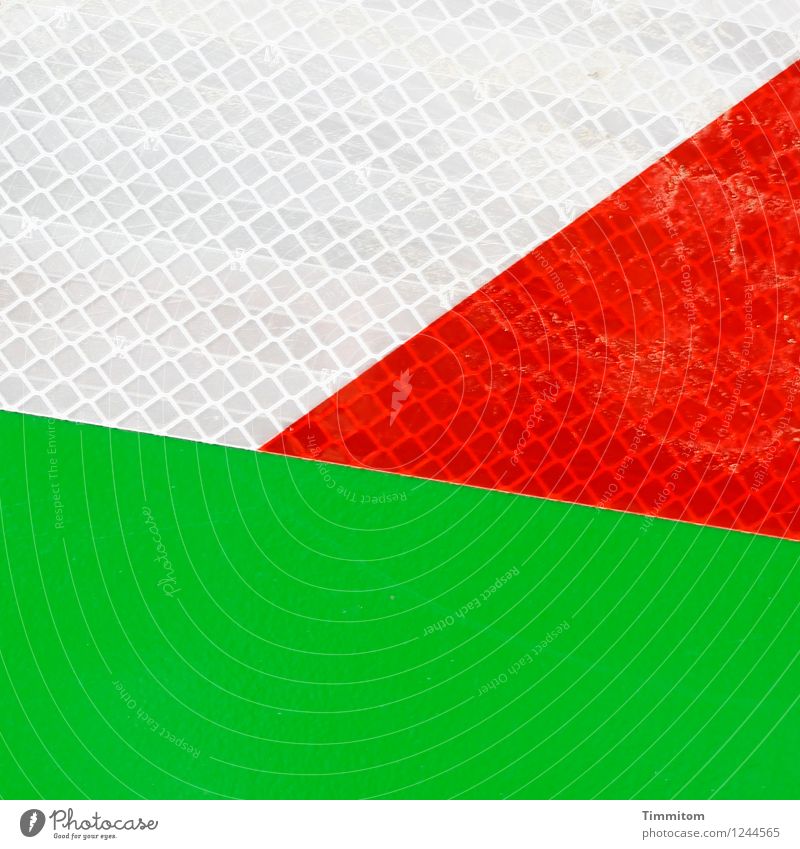 Jetzt mal Klartext! Kunststoff Hinweisschild Warnschild Linie ästhetisch grün rot weiß Ordnung Strukturen & Formen Klarheit hell Folie Farbfoto abstrakt