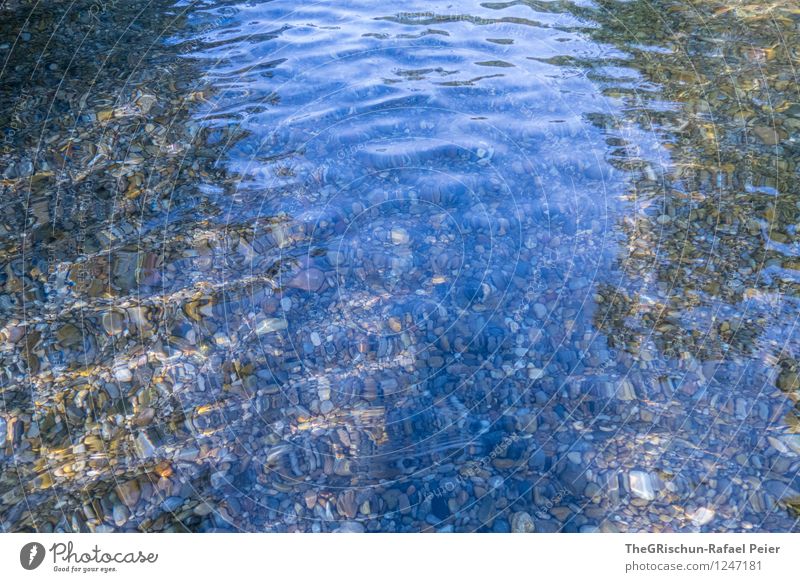 kaltes klares wasser Natur Wasser blau braun gold grau schwarz weiß Reflexion & Spiegelung unruhig Fluss Stein Schatten Muster Strukturen & Formen Verlauf