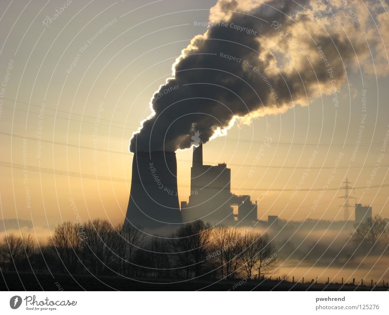 Früh morgens Wolken Nebel Elektrizität Gegenlicht Morgen ruhig Himmel Stromkraftwerke Sonne Energiewirtschaft Rauch