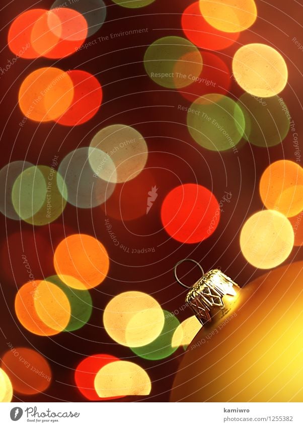 Verschwommene Weihnachtsbeleuchtung. Design Glück schön Winter Dekoration & Verzierung Feste & Feiern Weihnachten & Advent Kunst Ornament glänzend hell neu grün