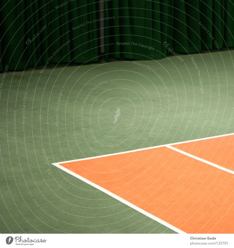 Doppelfeldecke mit Vorhang Tennis Teppich Winter reserviert Tennisball grün weiß Geschwindigkeit Spielen Tennisschläger 2 Aufschlag Dreieck Sport