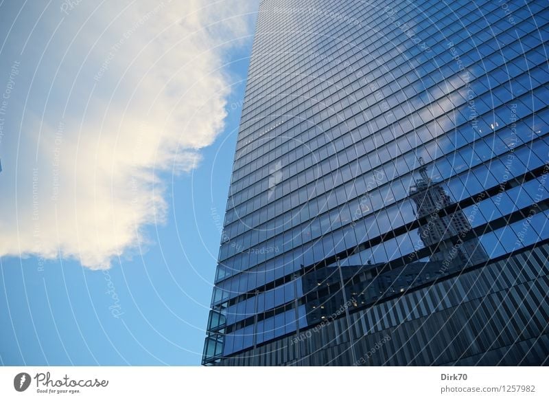 Spiegelungen Städtereise Wirtschaft Baustelle Business Fortschritt Zukunft Wolken Schönes Wetter New York City Manhattan Stadtzentrum Hochhaus Architektur