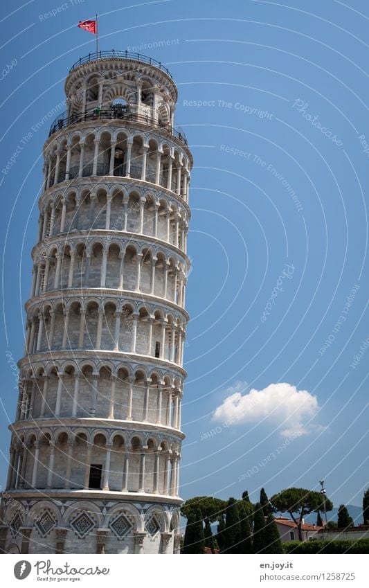 unvollkommen Ferien & Urlaub & Reisen Tourismus Ausflug Sightseeing Städtereise Sommerurlaub nur Himmel Pisa Toskana Italien Turm Bauwerk Gebäude Glockenturm