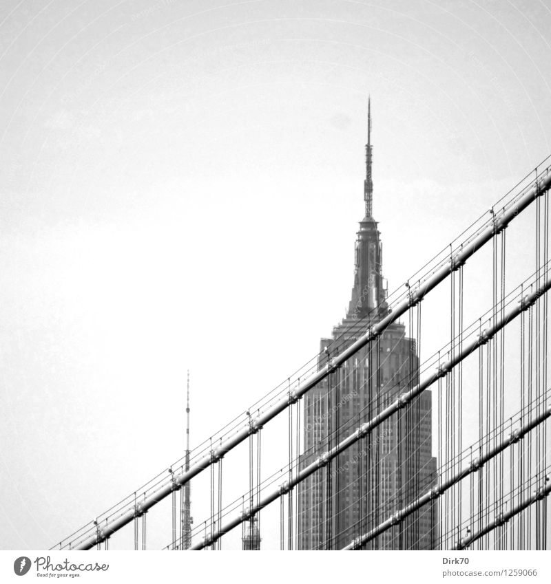 New York nostalgisch II New York City Manhattan USA Stadt Stadtzentrum Skyline Hochhaus Brücke Turm Bauwerk Hängebrücke Seil Tragkonstruktion Sehenswürdigkeit