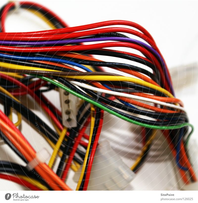 Kabelkram mehrfarbig gelb grün rot weiß durcheinander Schnur Kommunizieren Makroaufnahme Nahaufnahme blau orange Technik & Technologie Netwerk