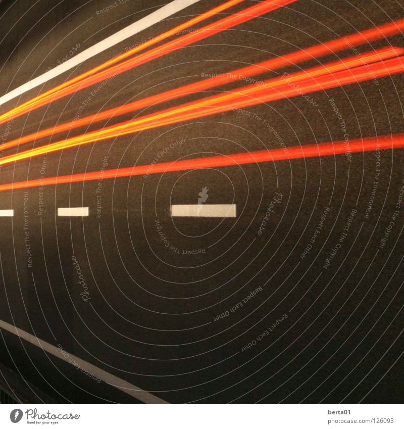 zurück in die Vergangenheit rot gelb grau-schwarz weiß Geschwindigkeit Lichtgeschwindigkeit Autobahn Verkehrswege orange Straße