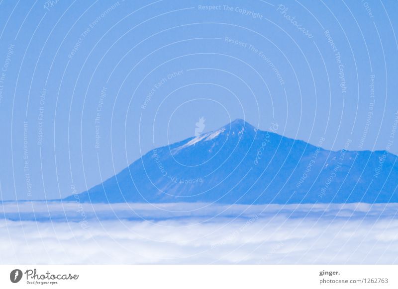 Pico del Teide Umwelt Natur Landschaft Luft Himmel Wolken Frühling Felsen Berge u. Gebirge Vulkan blau weiß Strukturen & Formen Zoomeffekt Wolkendecke Schnee