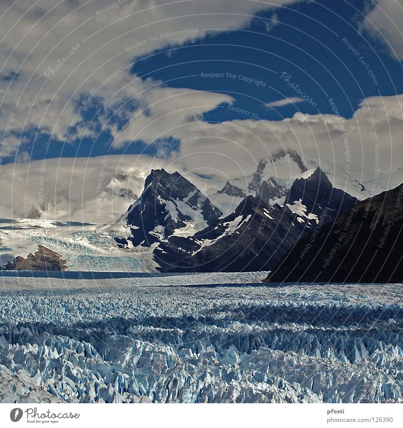 Campo de Hielo Sur Gletscher Gletscherspalte Wolken kalt Winter feucht Ewigkeit Wildnis gefährlich Geologie Argentinien schmelzen Wachstum laufen Wind