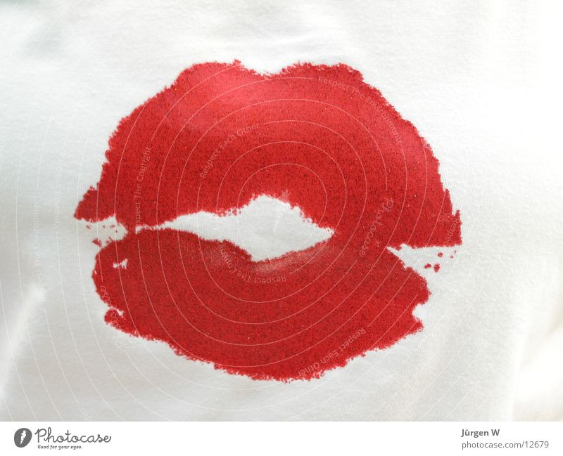 Kiss-Shirt Küssen rot T-Shirt Lippen Freizeit & Hobby kiss Mund Druck mouth red Druckerzeugnisse lips Valentinstag