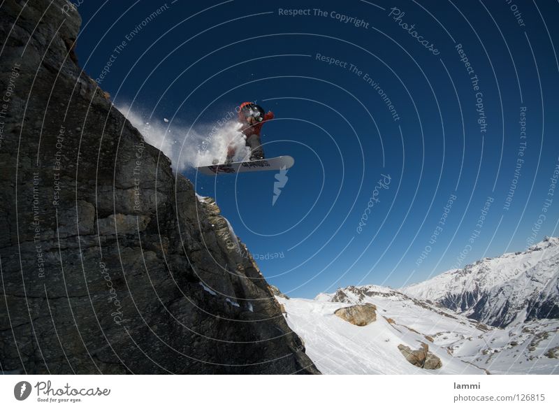 Will goes over the Rock Gipfel Gletscher Hintergrundbild springen Felsvorsprung Ausdauer weiß Schweiz Silvaplana Skitour Snowboard Sportveranstaltung Winter
