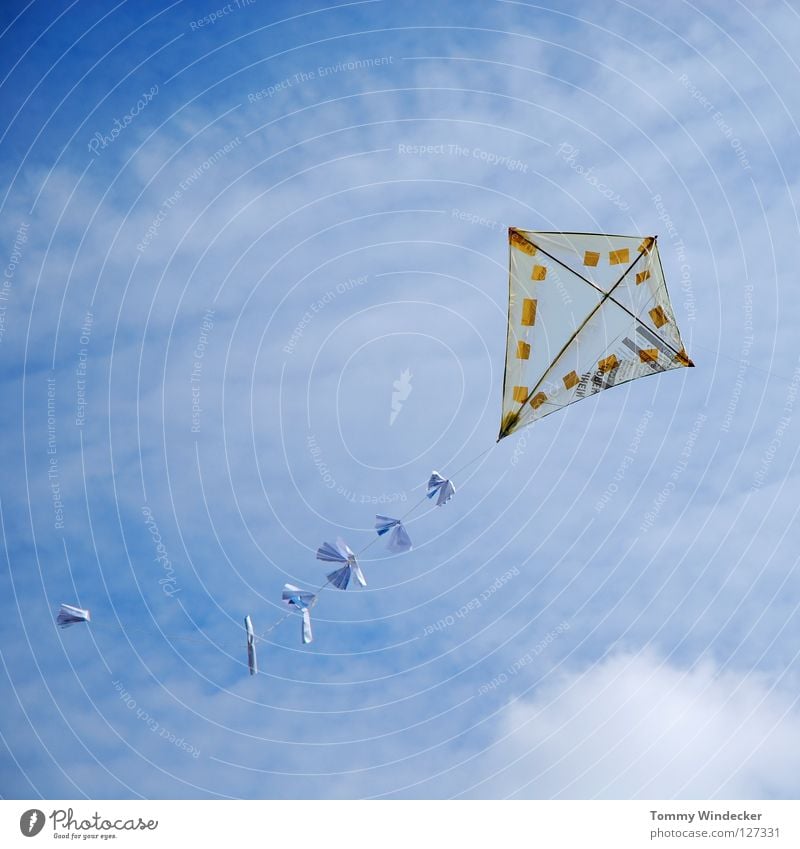 Kite Aerial Photography II Drache Flugzeug Lenkdrachen Sturm mehrfarbig Freizeit & Hobby Spielzeug Basteln gebastelt Herbst Drachenfliegen Luft Wolken steigen