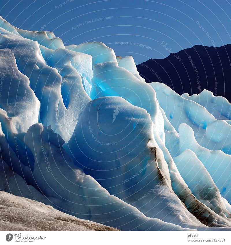 el Hielo Patagónico Winter Wellen Gletscher Gletscherspalte kalt Ferien & Urlaub & Reisen ruhig Ewigkeit Wildnis Perito Moreno Gletscher Argentinien schmelzen