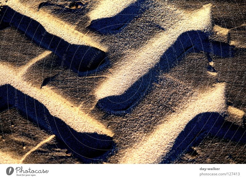 Mars Affairs Planet Spuren Strand Meer Sonnenlicht Küste Erde Sand orion Weltall E.T trap Kontrast Schatten marsrover pathfinder Insel