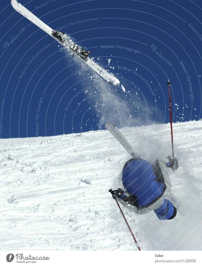 Sturz Winter springen Wintersport Extremsport Skifahren Skisturz Schnee Skisprung