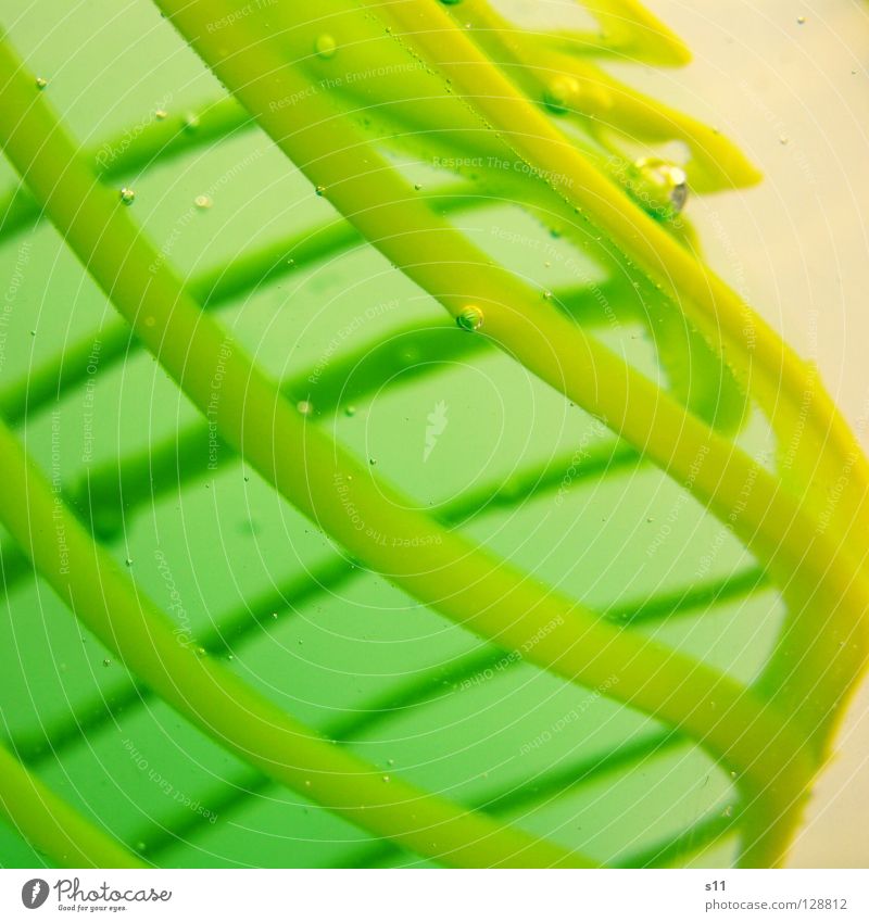 xxx Muster kreuzen gekreuzt grün gelb Licht Beleuchtung zerbrechlich Kunst Scherbe durchsichtig Luftblase schön Kunsthandwerk Makroaufnahme Nahaufnahme