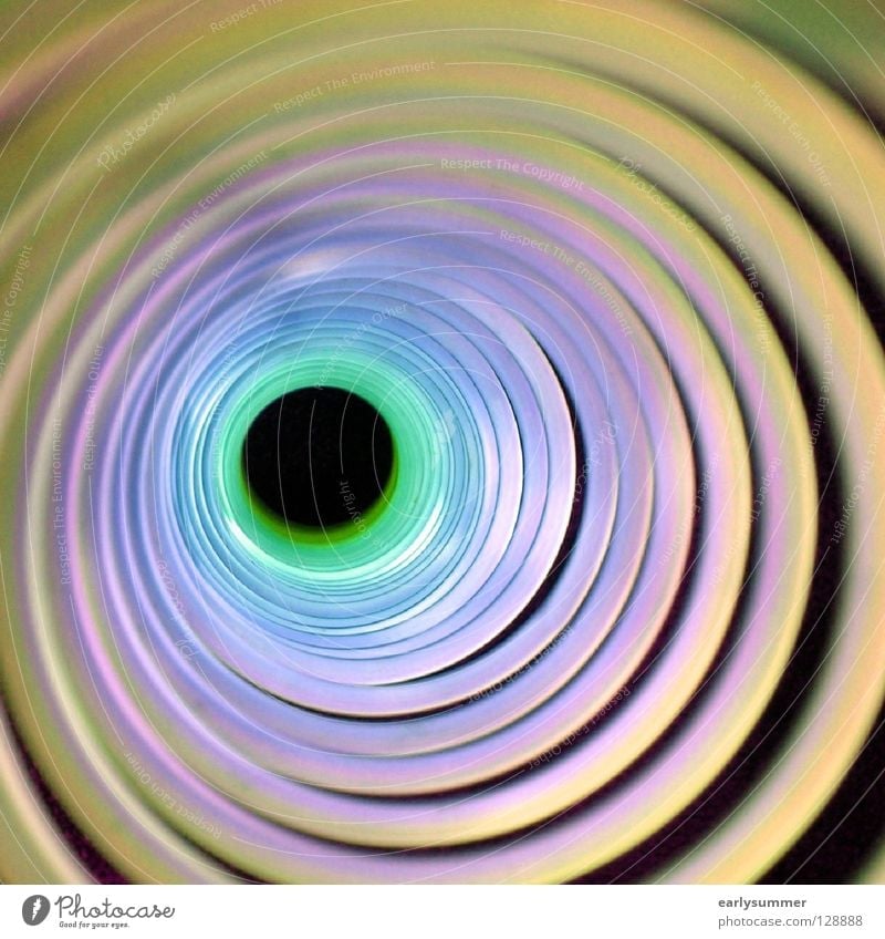 Zeitschleuse mehrfarbig Spirale rund Rolle Regenbogen Spielen regenbogenfarben Kindergeburtstag Tunnel Tunnelblick Rauschmittel Illusion rot grün gelb violett