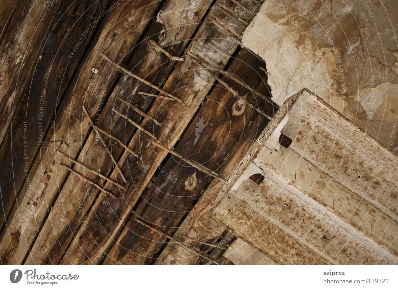 Spuren der Zeit Holz Nagel verfallen kaputt Maserung alt Decke schäbig