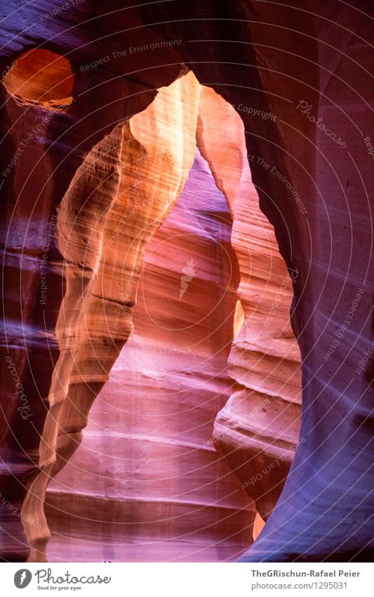 Antelope Canyon Umwelt Natur Urelemente Erde Sand blau braun violett orange rosa rot schwarz USA Felsen Gesteinsformationen Sandstein Licht Lichtspiel