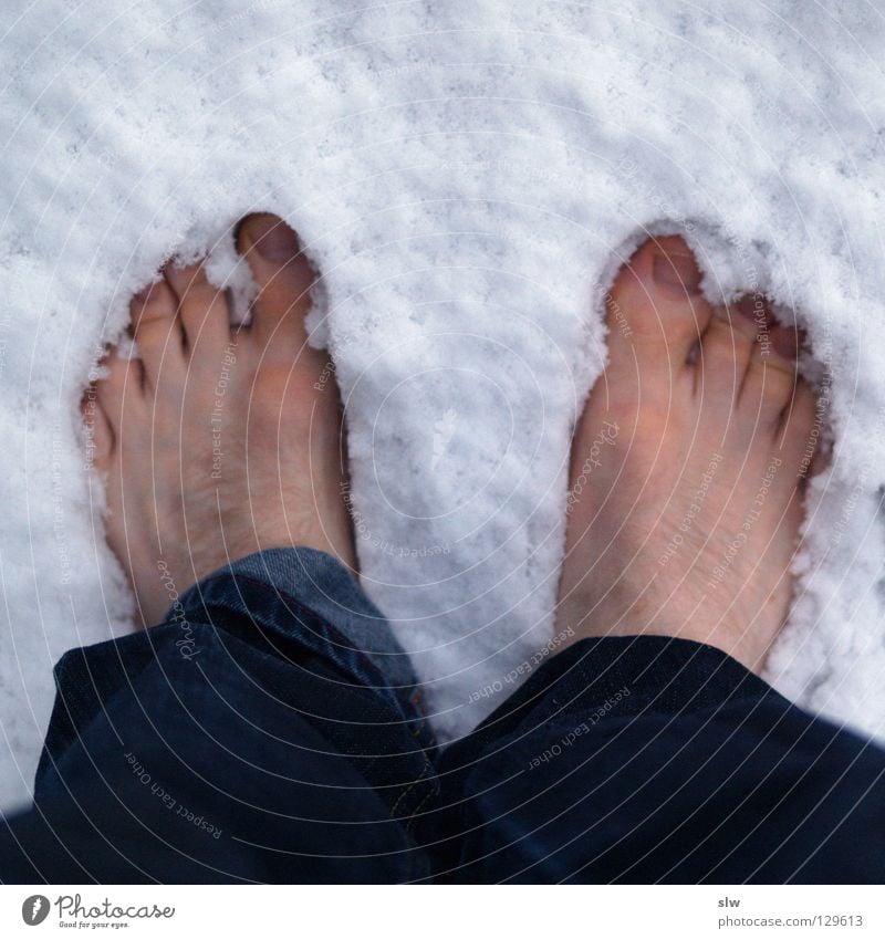 Kalte Füße kalt Zehen Winter Barfuß 2 10 Einsamkeit Mann Langeweile Fuß Schnee Haare & Frisuren Jeanshose Ohne Socken Mensch