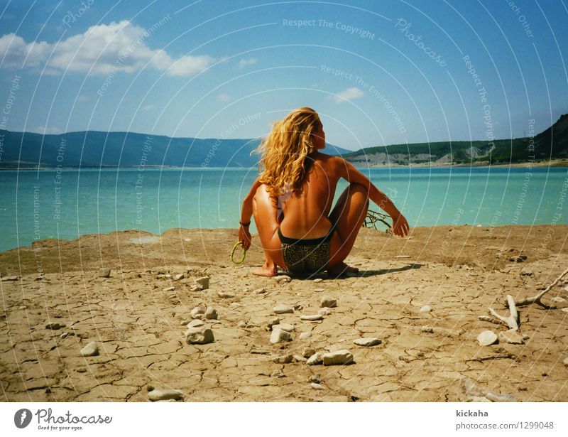 Ein schöner Rücken.... Ferien & Urlaub & Reisen Sommer Sonne feminin Erwachsene Körper Gesäß 1 Mensch 18-30 Jahre Jugendliche Landschaft Erde Wasser Himmel