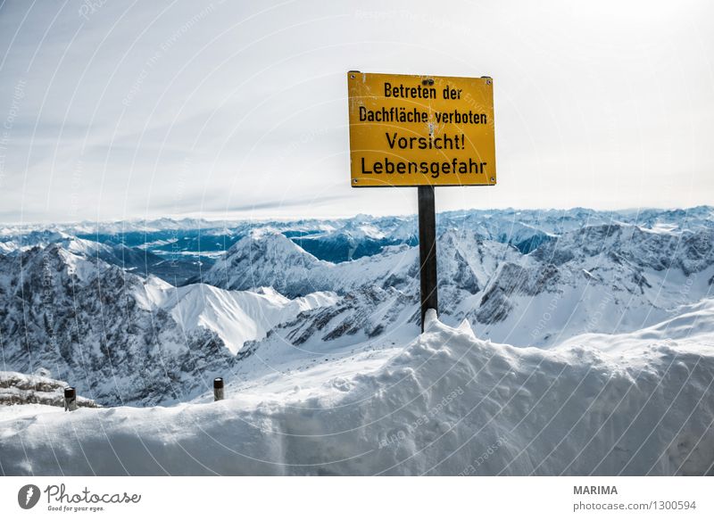 wondervoll winter day on the Zugspitze Ferien & Urlaub & Reisen Freiheit Sonne Winter Berge u. Gebirge Natur Landschaft Wolken Felsen Alpen Sehenswürdigkeit