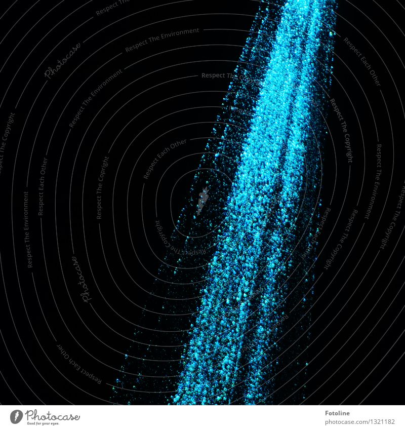 Strahl(end) Show blau schwarz Laser Beleuchtung Strahlung Lichtpunkt Farbfoto Gedeckte Farben Außenaufnahme Menschenleer Textfreiraum links Nacht