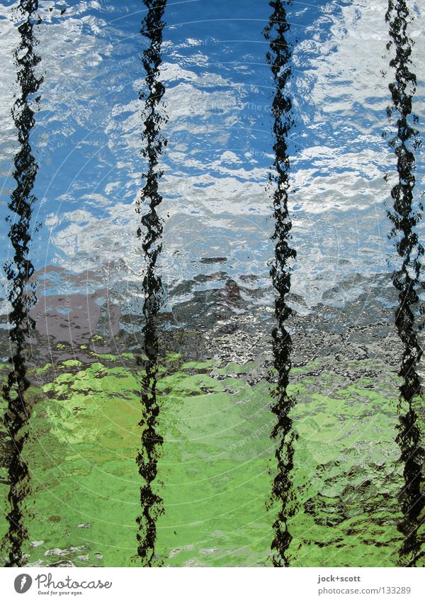 Hinter Gittern Wolken Wiese blau grün Inspiration Symmetrie Wandel & Veränderung Färbung Flachglas Beschichtung gestreut Tagtraum Verzerrung Illusion