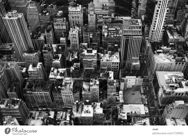 NYC Empire State Building New York State New York City Vogelperspektive Haus Hochhaus Stadt groß Stress Schwarzweißfoto oben