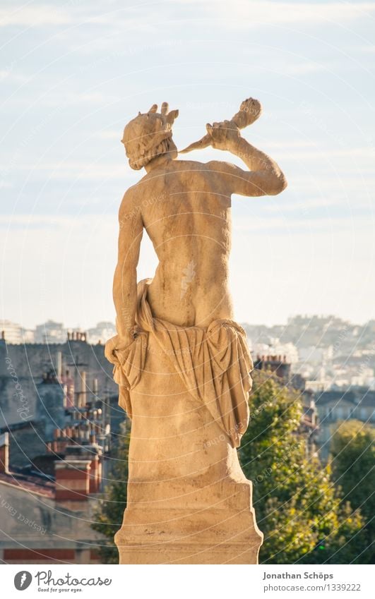 Blick auf Marseille V Statue Skulptur Bildhauerei historisch Horn Mann nackt Männlicher Akt antik Stadt Altstadt ästhetisch Optimismus Erfolg Frankreich
