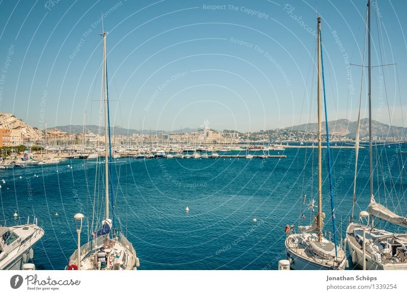 Îles de Marseille XIV Umwelt Natur Landschaft Wasser Himmel Wolkenloser Himmel Sommer Schönes Wetter Küste Meer Insel Glück Zufriedenheit Lebensfreude
