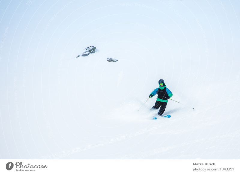 Powderturns Winter Schnee Winterurlaub Sport Wintersport Sportler Skier Free-Ski Freeride Ski Mensch maskulin 1 Nebel Eis Frost Alpen Berge u. Gebirge