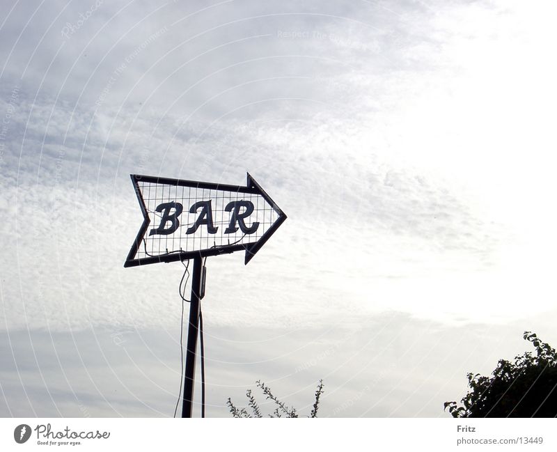 Schöne Aussicht Bar Alkohol Hinweisschild Schilder & Markierungen Himmel
