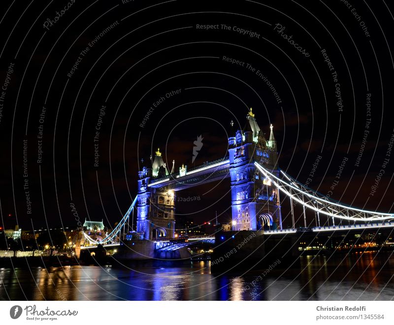 London Bridge Brücke Sehenswürdigkeiten Fluss Englisch England Hafen Hängebrücke Nacht Beleuchtet beleuchtetes Gebäude