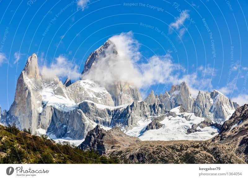 Fitz Roy Peak, El Chalten, Patagonien, Argentinien Schnee Berge u. Gebirge wandern Klettern Bergsteigen Natur Landschaft Himmel Park Felsen Gletscher See blau