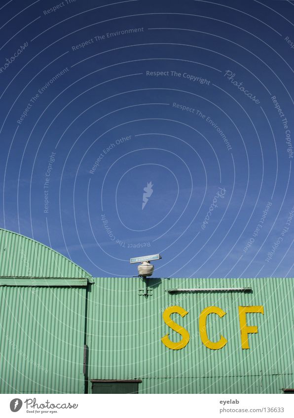 SCF is watching you ! V.1.1 türkis Wellblech Radarstation gelb Lampe Neonlicht Neonlampe Wolken Sicherheit Typographie Elektrizität Elektrisches Gerät