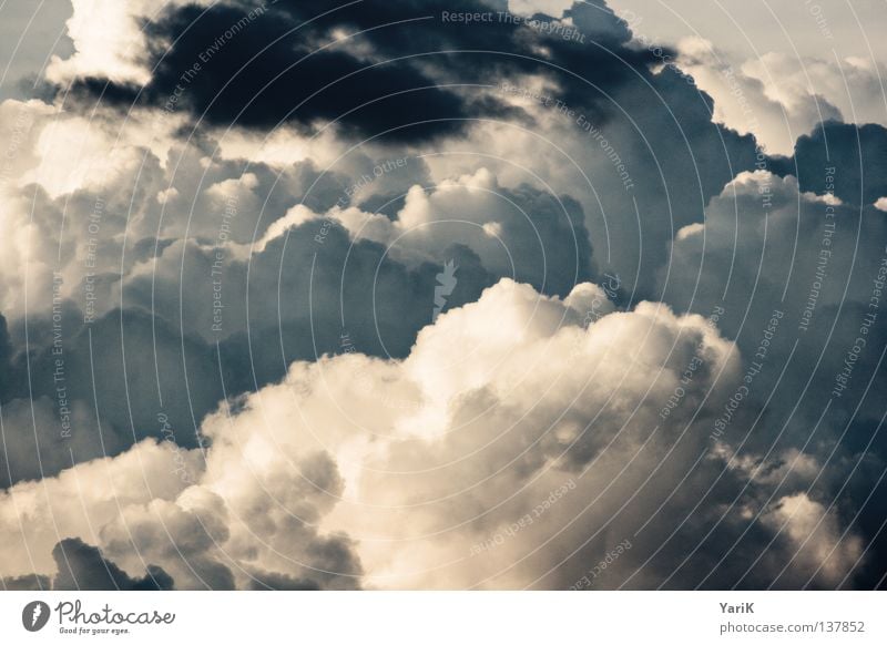 aufbrausend Wolken schlechtes Wetter Sturm Leidenschaft Wind Regen dunkel Panorama (Aussicht) Horizont Ferne Flugzeug zügellos produzieren Bildung Sammlung