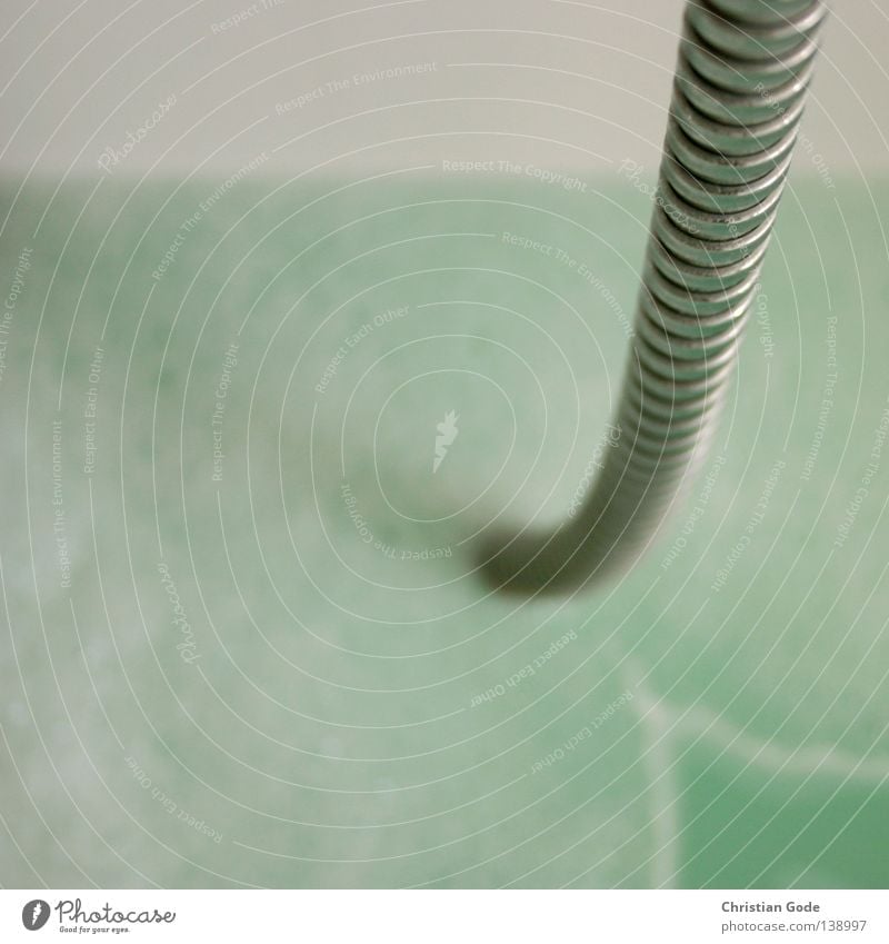 Badespass im Quadrat Physik Badewasser Reinigen grün weiß Schlauch Schaum kalt Erholung Haarwaschmittel Duschgel Handtuch Freizeit & Hobby Dinge Badwanne Wärme