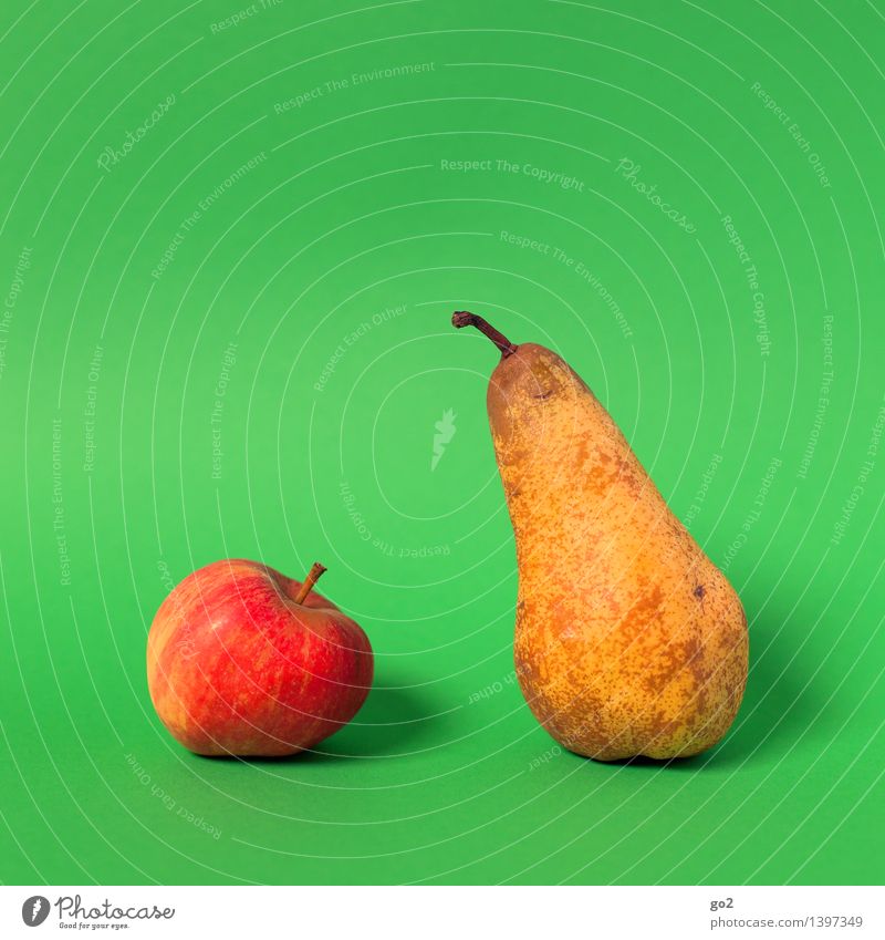 Annäherung Lebensmittel Frucht Apfel Birne Ernährung Essen Bioprodukte Vegetarische Ernährung Diät Fasten Gesunde Ernährung gelb grün rot Partnerschaft