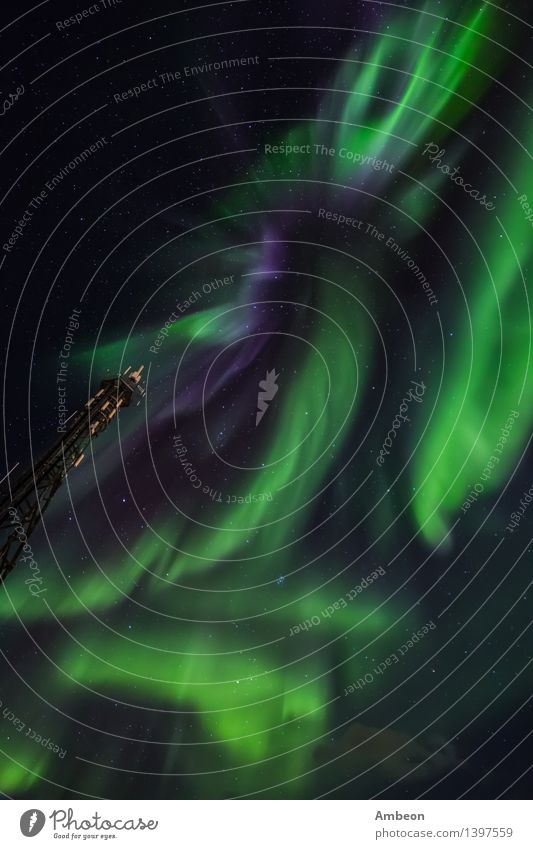 Grönländische Nordlichter Ferien & Urlaub & Reisen Winter Berge u. Gebirge Natur Landschaft Himmel Wolken Klima hell kalt natürlich schön grün Farbe Grönland