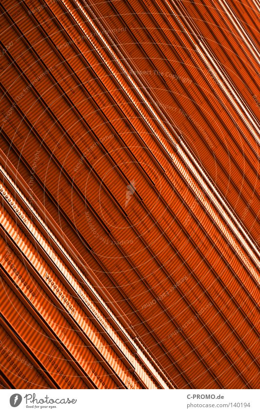 Marsstation ::: Außenhülle abstrakt rot Schatten Metall diagonal Detailaufnahme Farbe Weltall