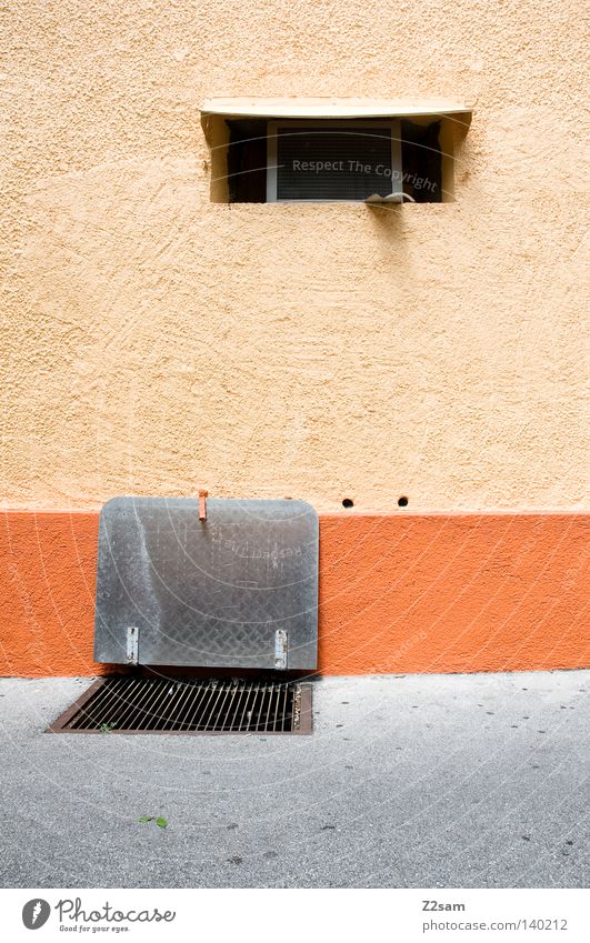 EINFACH gut einfach Klappe Fenster Teer Beton mehrfarbig Wand Haus Architektur reduzieren archtitektur Farbe orange Strukturen & Formen Perspektive Kontrast