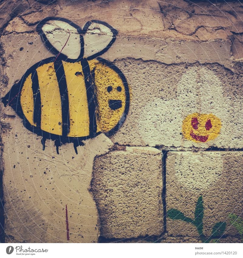 Von Bienen und Blumen Freude Flirten Kindererziehung Kindheit Jugendkultur Mauer Wand Fassade Tier Zeichen Graffiti fliegen alt kaputt lustig niedlich gelb grau