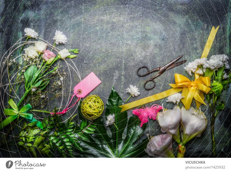 Blumen, Schere und Deko für Blumenstrauß Stil Design Innenarchitektur Dekoration & Verzierung Tisch Feste & Feiern Valentinstag Muttertag Ostern Hochzeit