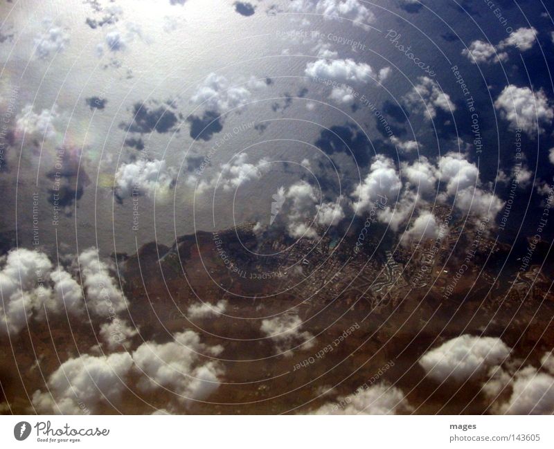 Küste Vogelperspektive Insel Wolken Wolkenschatten Reflexion & Spiegelung Wasser Mittelmeer Licht Schatten Panorama (Aussicht) Strand Himmel Amerika groß