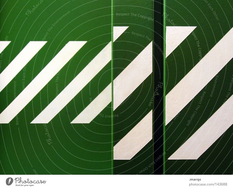 Liniert grün weiß Streifen Fahrstuhl Geometrie Farbe quer Metall Grafik u. Illustration gestreift abstrakt Anordnung ...