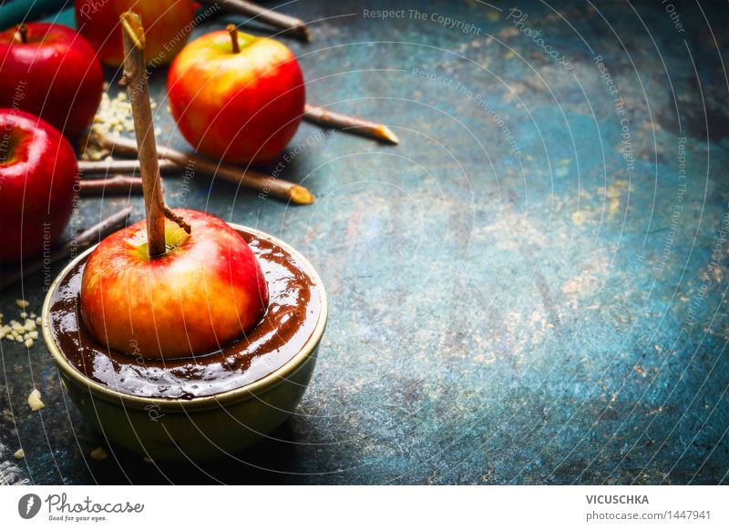 Schokoäpfel selber machen. Lebensmittel Apfel Schokolade Ernährung Festessen Schalen & Schüsseln Gesunde Ernährung Tisch Küche Feste & Feiern Design Stil