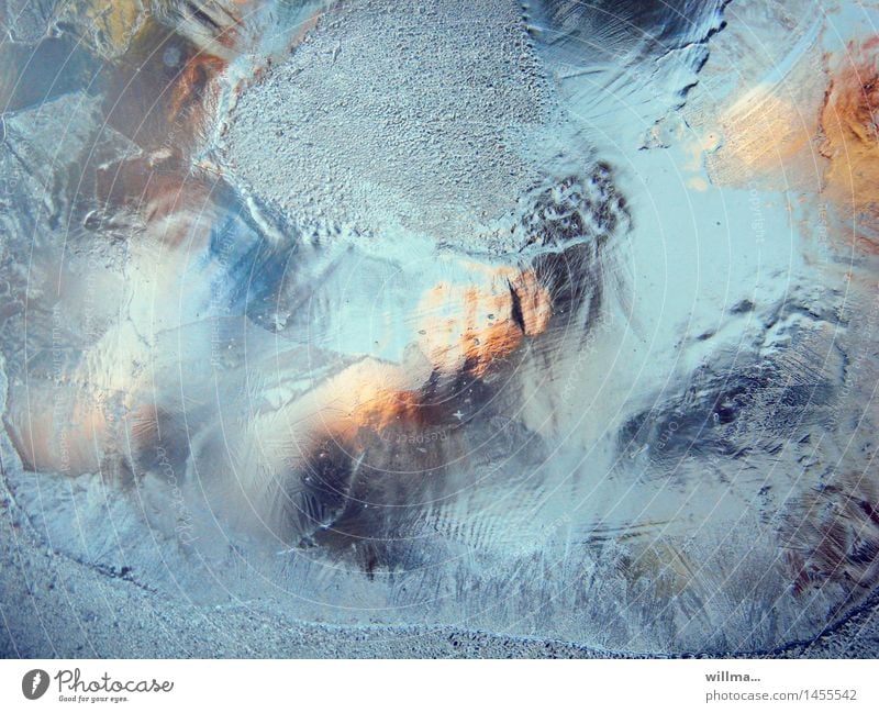 eiskalt erwischt - 777! Winter Eis Frost Eisblumen leuchten Licht gefroren Fensterscheibe Farbfoto Strukturen & Formen