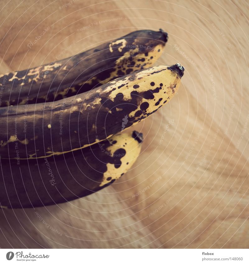 Vergessen Banane Bündel Bananenstaude Stauden verfaulen süß roh braun gelb Kalium Vitamin lecker fruchtig ökologisch Ernährung Lebensmittel Afrika unreif